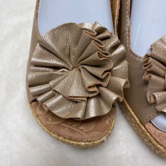 BOC Born Leather Floral Peep Toe Slingback Wedge Espadrilles Sandals,‎ size 7 - Picture 3 of 12